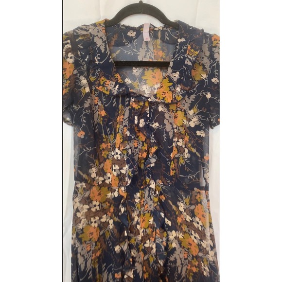 Ruffled Floral Dress- Size Medium - Picture 2 of 8